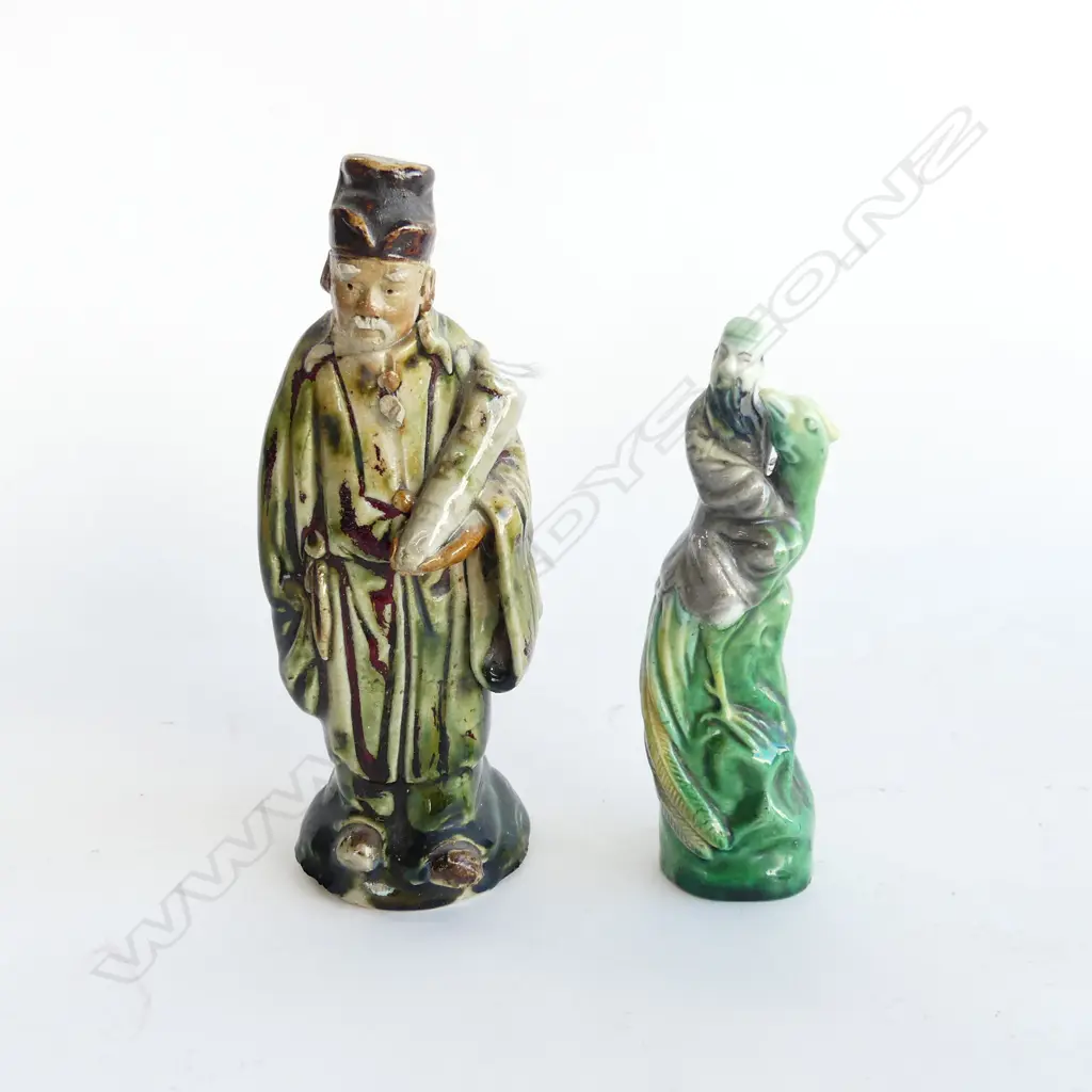 CHINESE MUDMAN FIGURE (H. 160MM) + 1 OTHER ORIENTAL MAN WITH BIRD(H. 125MM) Image 1++