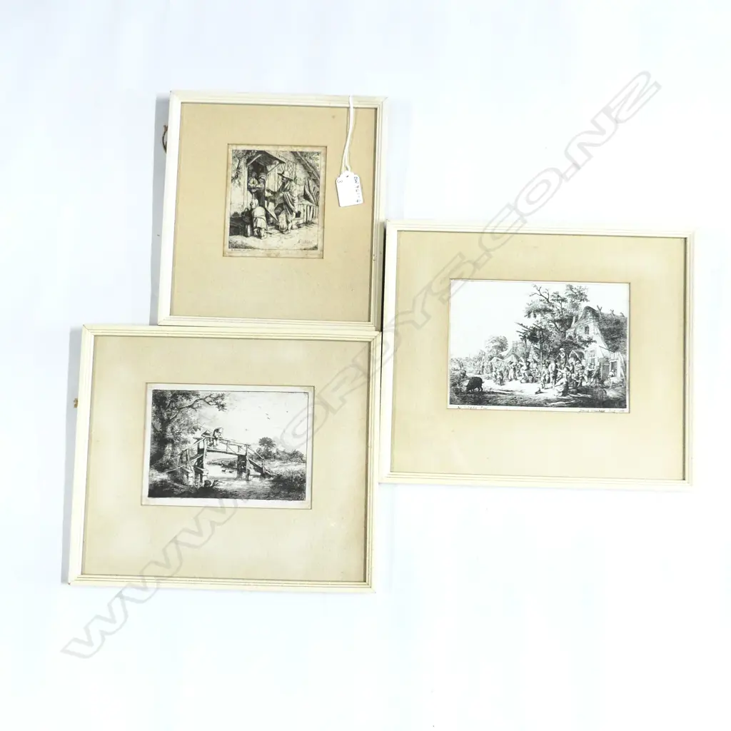 3 OLD FRAMED ETCHINGS, LARGEST 130 X 180MM Image 1++