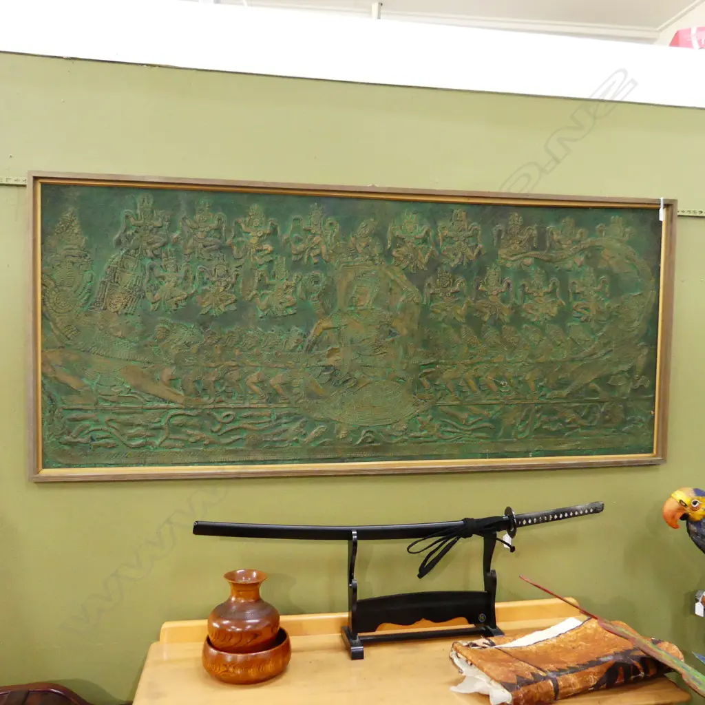 LG INDONESIAN EMBOSSED PAPER ARTWORK - FRAME FAULTED 720x1720mm Image 1++