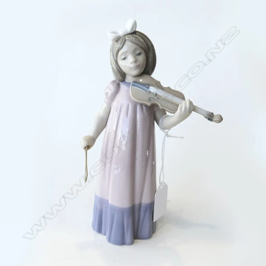 NAO FIGURINE; GIRL w. VIOLIN H.190mm Image 1++