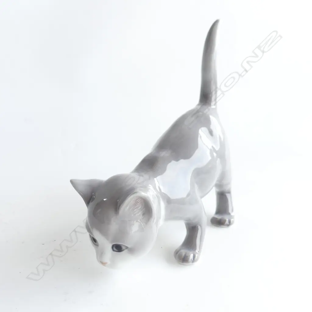 BING & GRONDAHL CAT L. 130MM Image 1++
