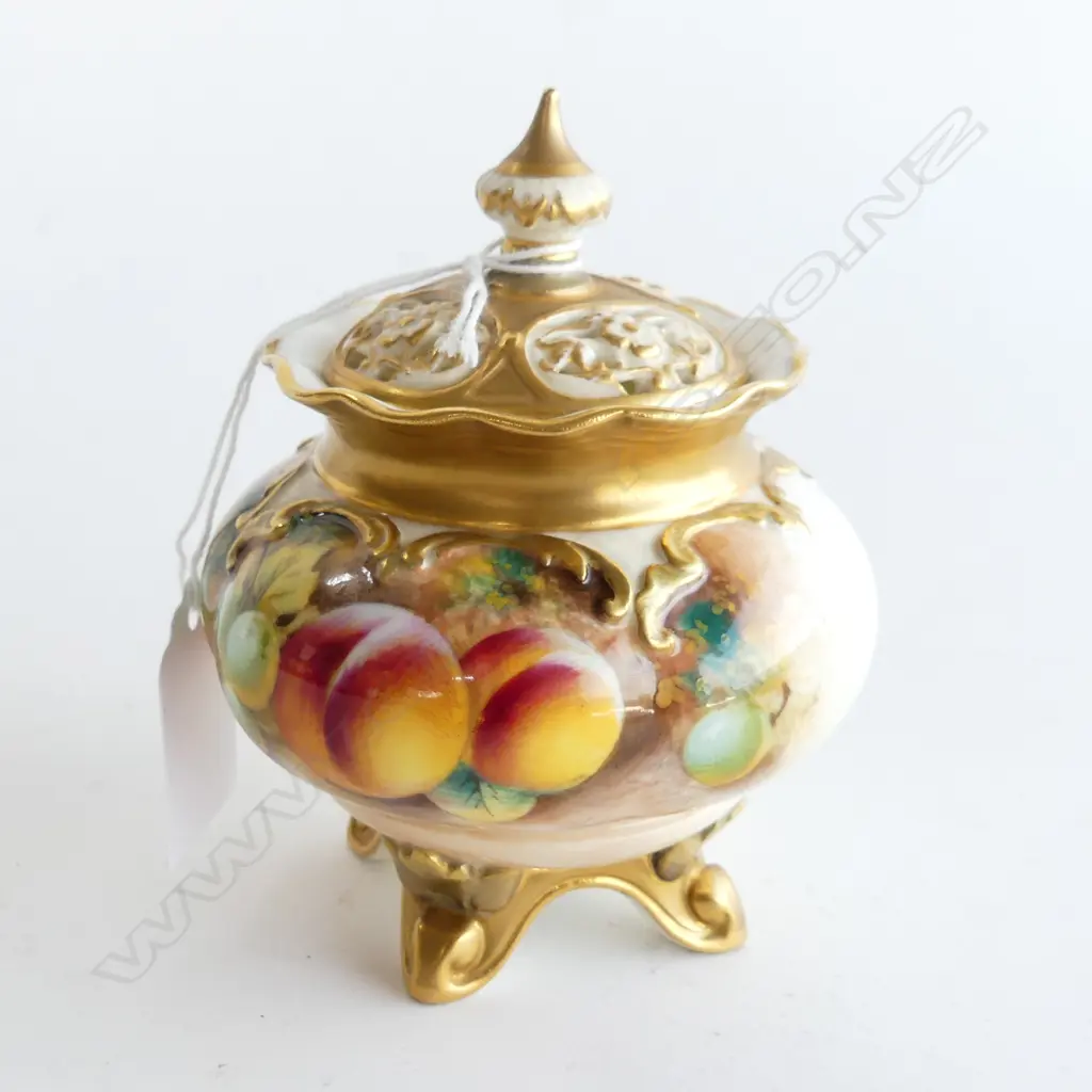 R/WORCESTER LIDDED POT POURRI FRUIT PAT SIGNED H115 Image 1++