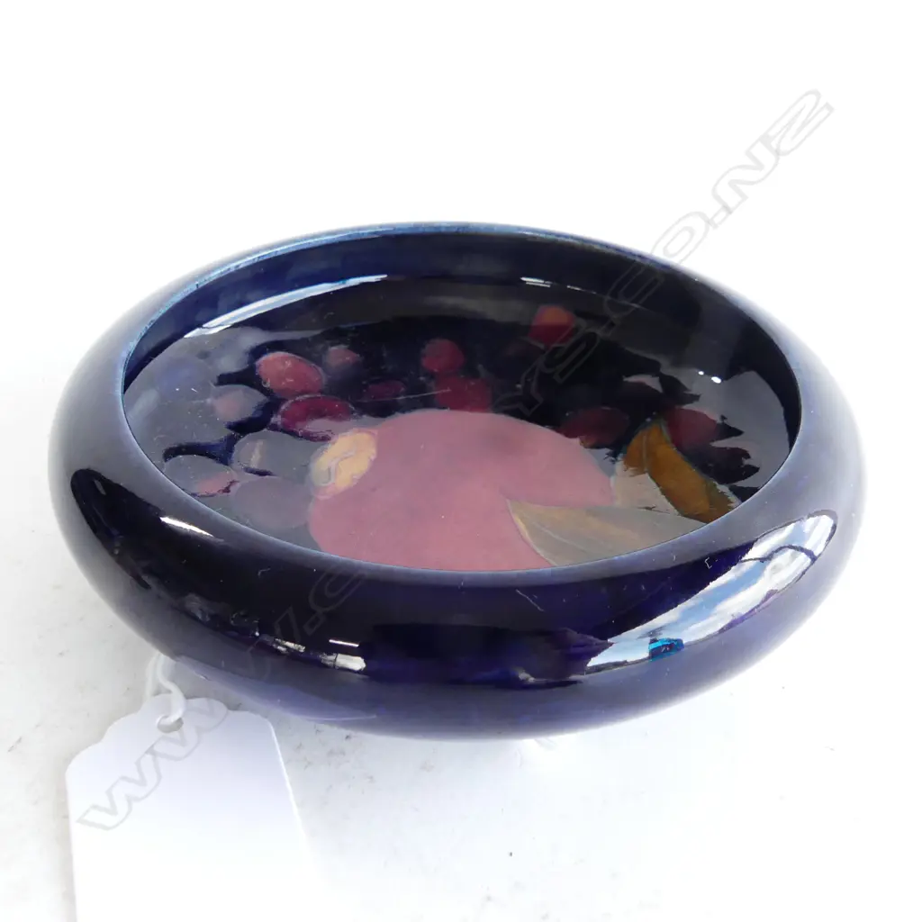 POMEGRANATE MOORCROFT DISH Dia.110mm Image 1++