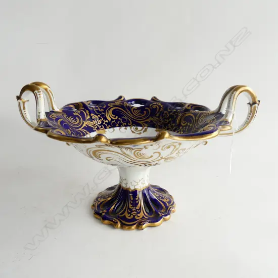 LG ANTIQUE ORNATE GILDED COMPORT, HAND PAINTED PASTORAL SCENE, D.260mm, H.200mm