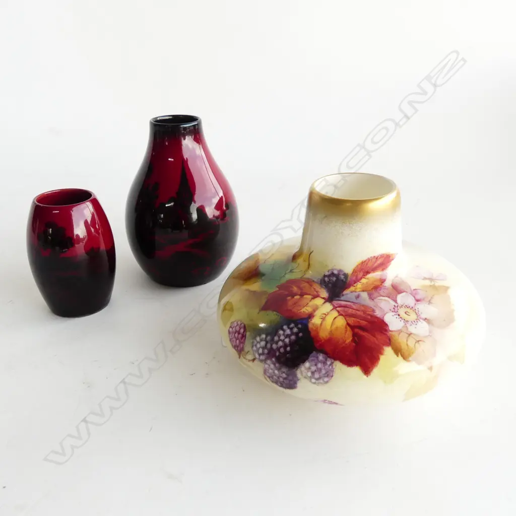 ROYAL WORCESTER KITTY BLAKE SIGNED VASE 100mm dia + 2 SMALL R. DOULTON FLAMBE VASES H.80mm Image 1++