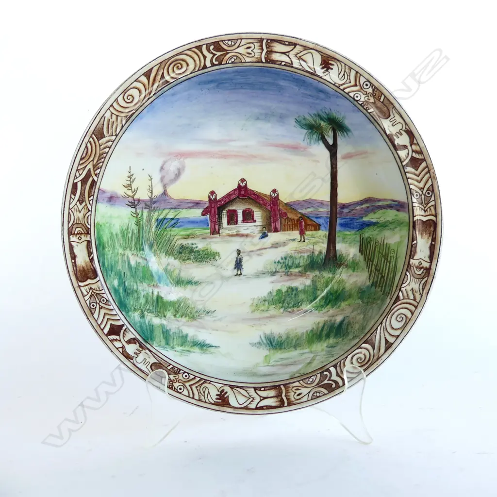 LARGE MAORILAND GRIMWADES BOWL. WHARENUI SCENE. HAND PAINTED S PER BACKSTAMP. SLIGHT OLD BROWN HAIRLINE BUT STILL RINGS. Image 1++