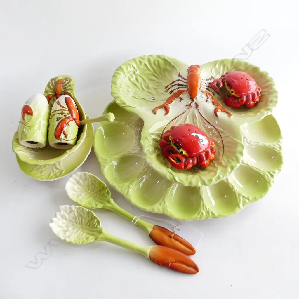 11 PCES CARLTONWARE LETTUCE & LOBSTER; EGG PLATE 310mm dia Image 1++