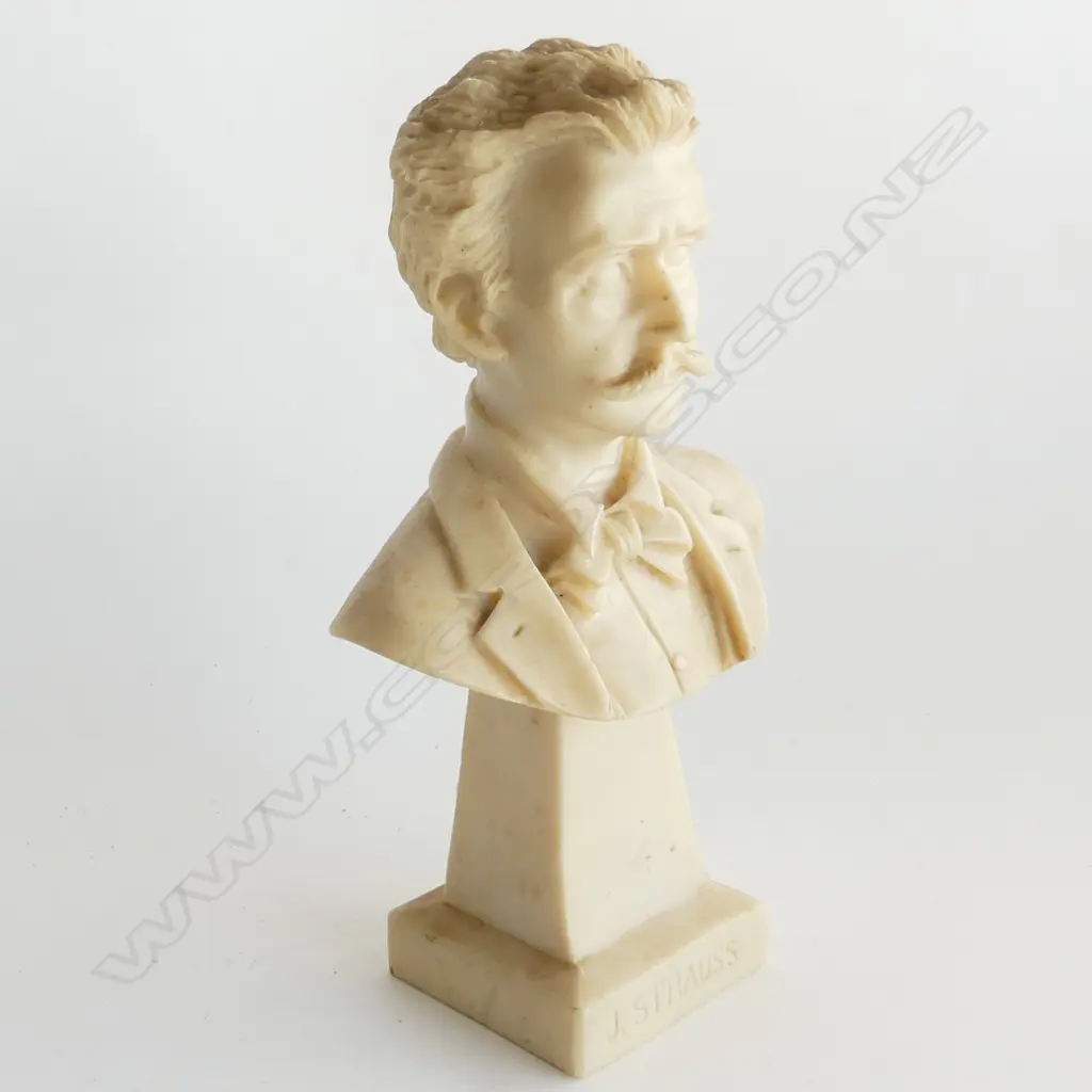 ITALIAN MARBLE BUST OF STRAUSS H. 225MM Image 1++