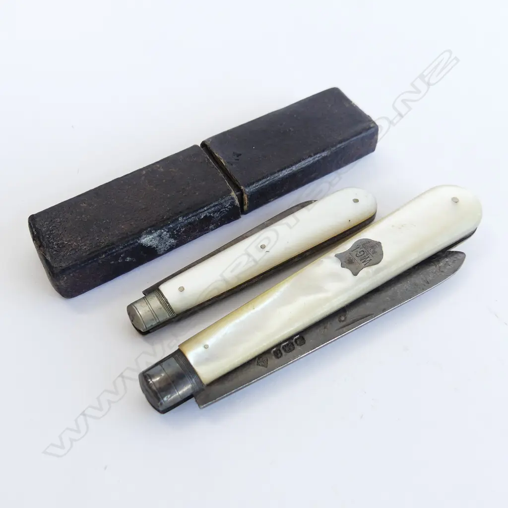 2 S/S & MOP POCKET KNIVES Image 1++