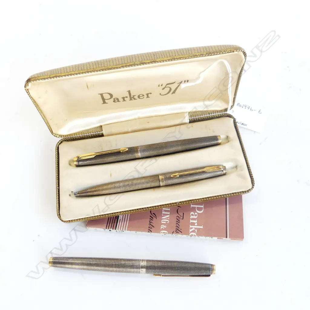 2 PARKER 51 FOUNTAIN PENS & PROPELLING PENCIL Image 1++