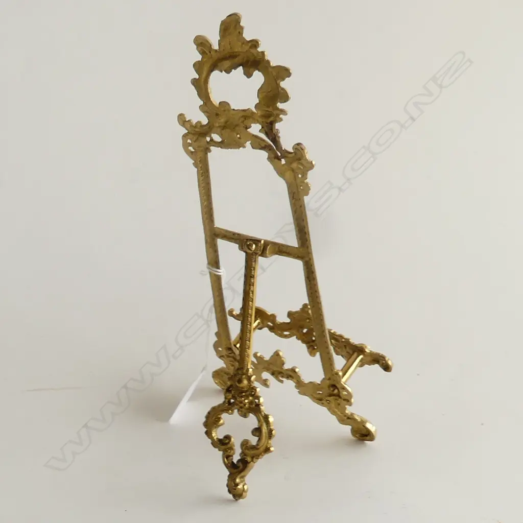 VINTAGE BRASS EASEL FOR DISPLAYING A PICTURE H. 250MM Image 1++
