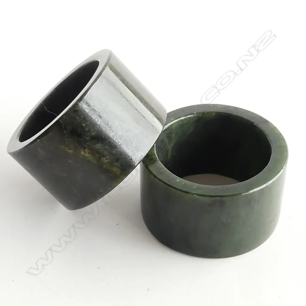 PR POUNAMU (GREENSTONE) NAPKIN RINGS  Image 1++