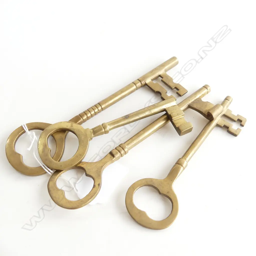 4 BRASS KEYS L 160 MM Image 1++