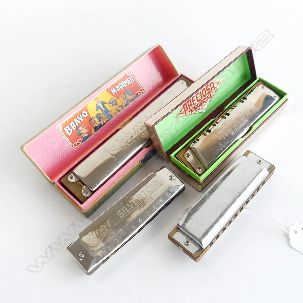 4 VINTAGE HARMONICAS; 2 BOXED W.160mm Image 1++