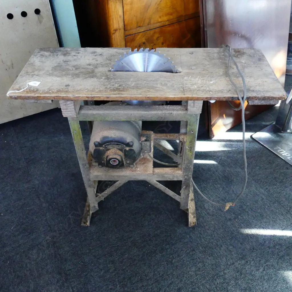 ELECTRIC SET SKILL SAW, H.700mm, L.850mm EX. PHIL BROADBENT WORKSHOP Image 1++