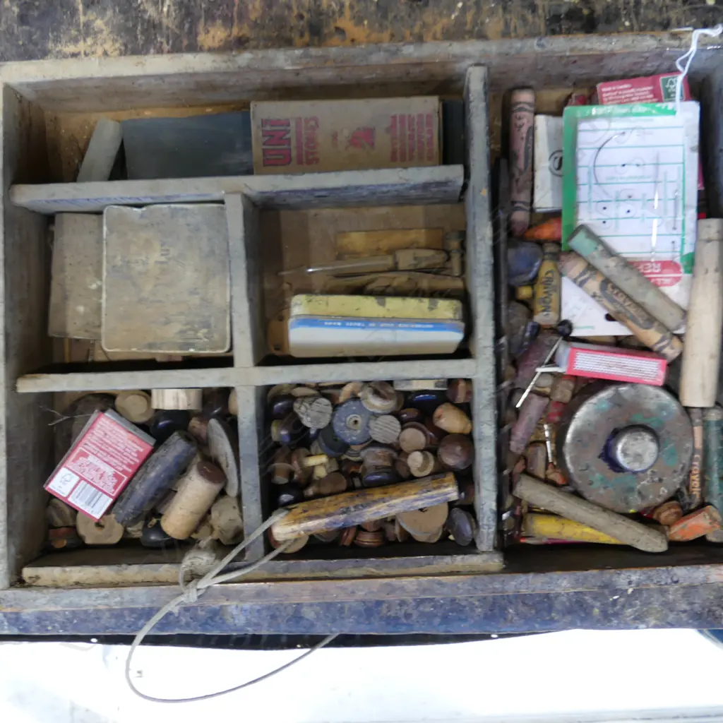 TRAY OF WOOD, PLUGS, TINS OF ODDS & ENDS EX. PHIL BROADBENT WORKSHOP Image 1++