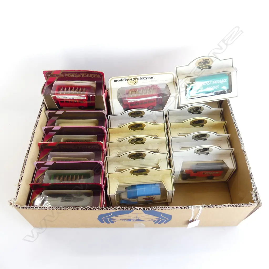 BOX OF 20 MINT & BOXED MODELS OF YESTERYEAR & PROMOTIONAL MODEL CARS  Image 1++