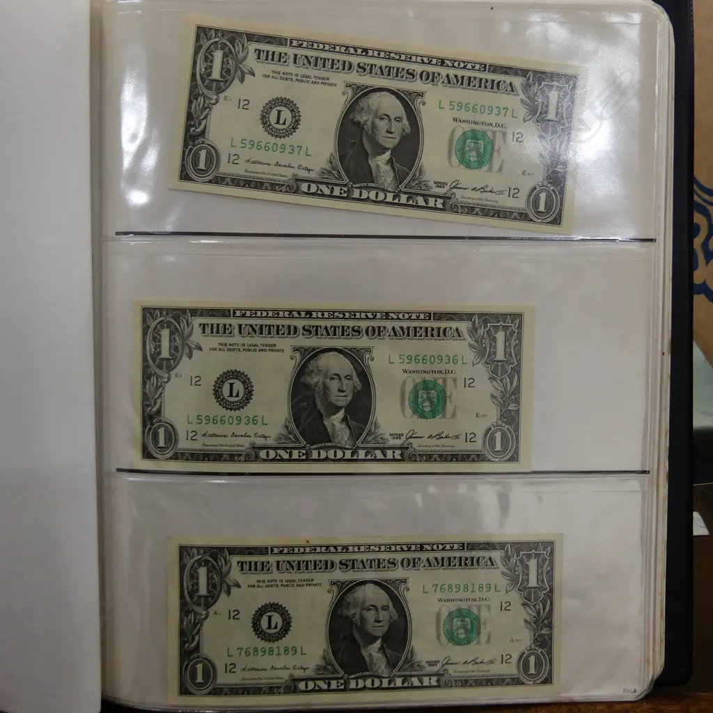 ALBUM WORLD BANK NOTES AUSTRALIA USA KENYA ETC Image 1++