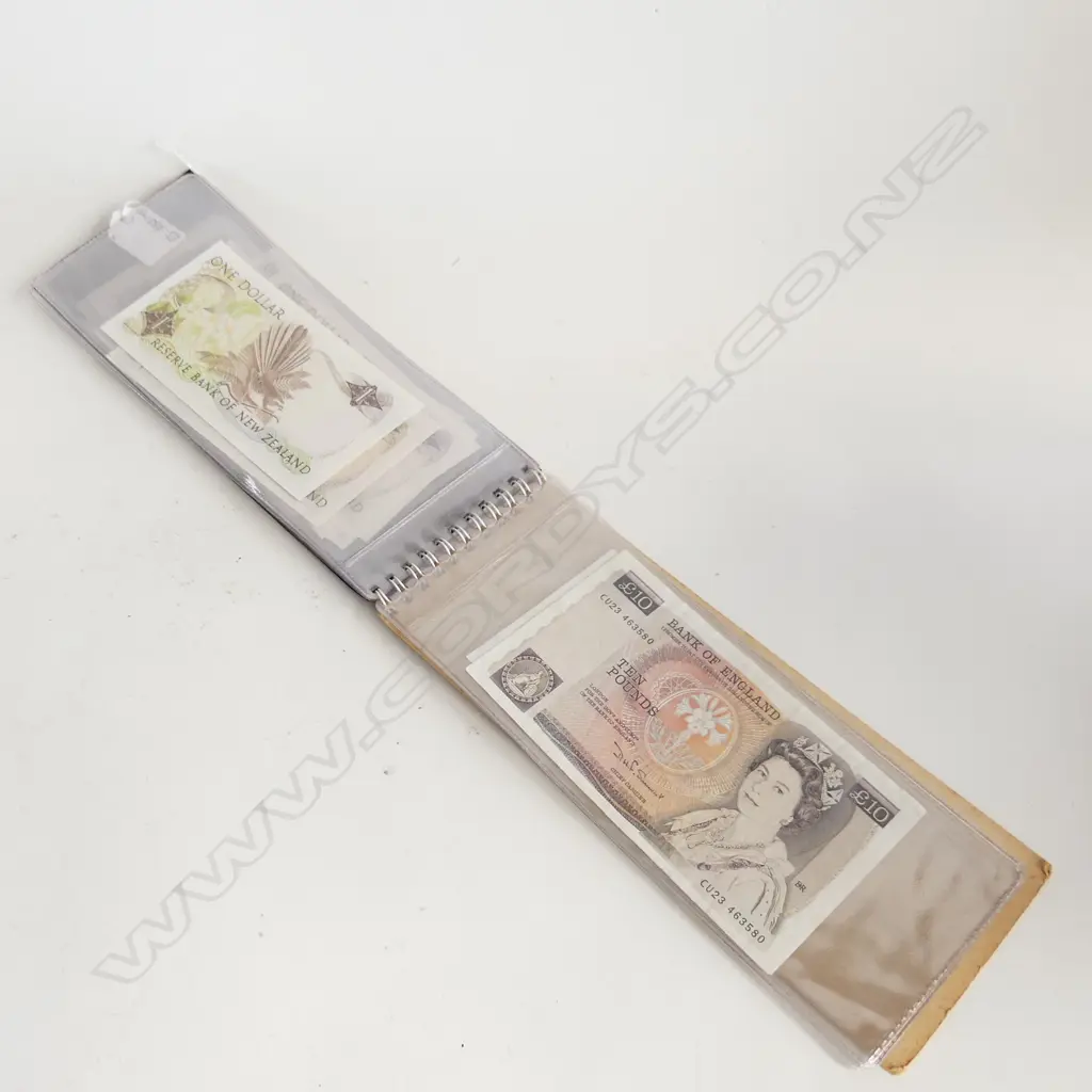 1 ALBUM. NZ BANK NOTE COLLECTION ETC. includes £1 Lefeaux. £1 & 10/- Flemming. $20 Hardie... Image 1++