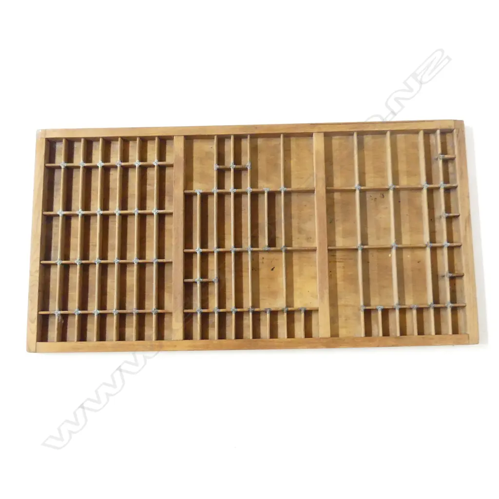 VINTAGE PRINTERS TRAY 820x420mm Image 1++