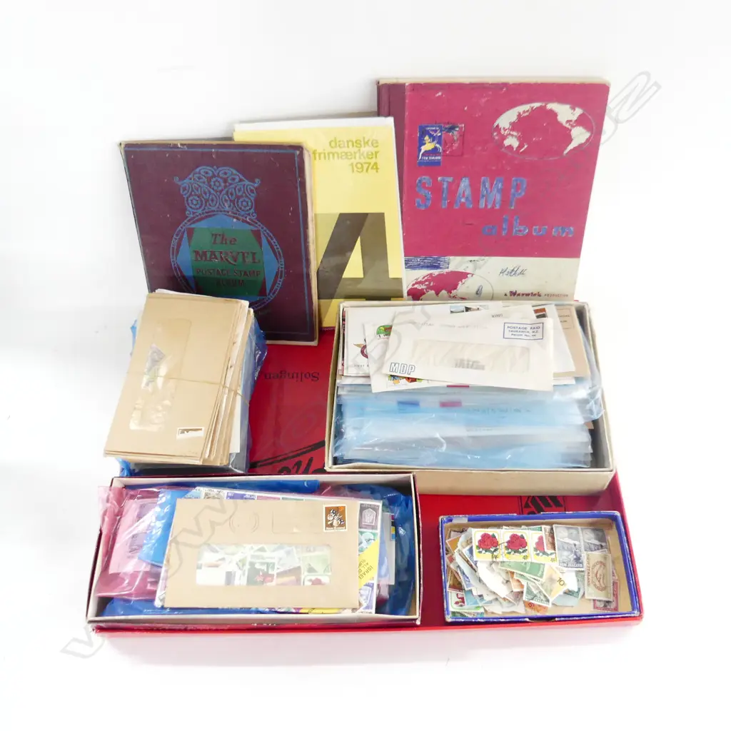 STAMP COLLECTION ALBUMS + LOOSE + FDC'S ETC NZ ETC Image 1++