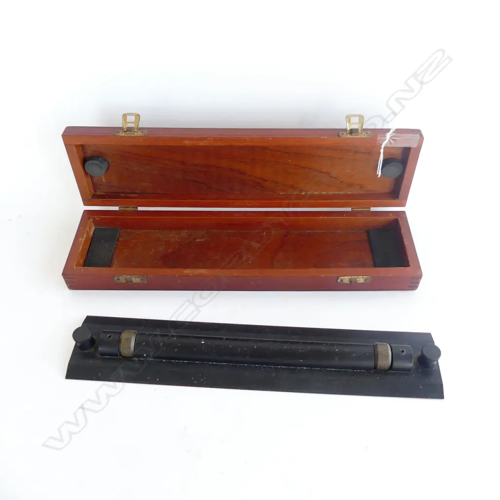 1940'S HARLING ROLLER RULE FOR NAVIGATION, IN WOODEN BOX  Image 1++