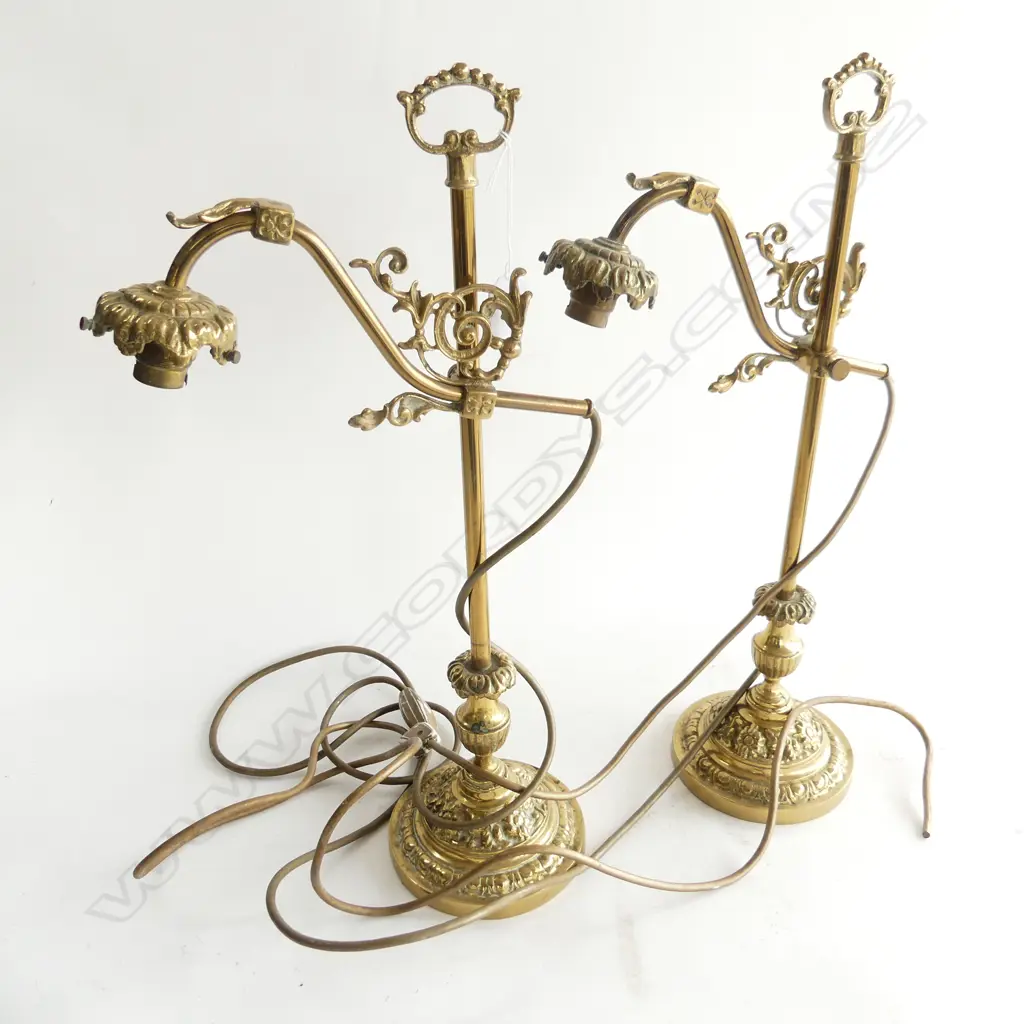 PR VICTORIAN STYLE LAMPS req. re-wiring H.500mm Image 1++
