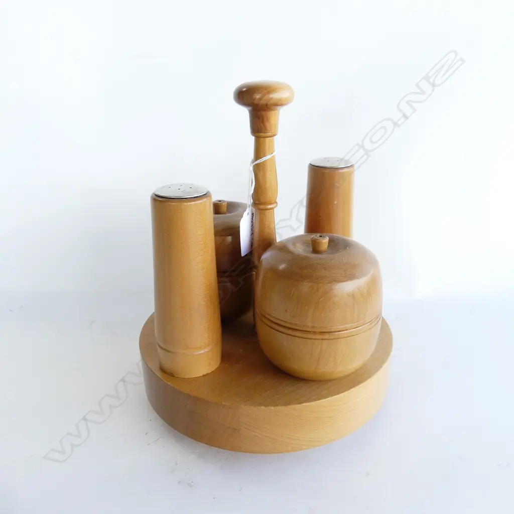 HAND TURNED KAURI CONDIMENT SET ON KAURI STAND  Image 1++