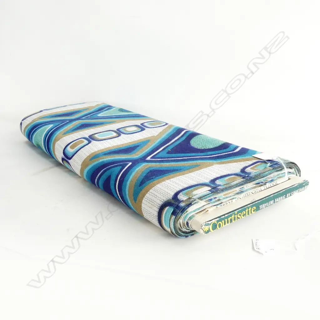 PART BOLT OF 1970'S STYLISH FABRIC 'COURTISETTE Terylene by Courtaulds' 5300 x 1150mm  Image 1++