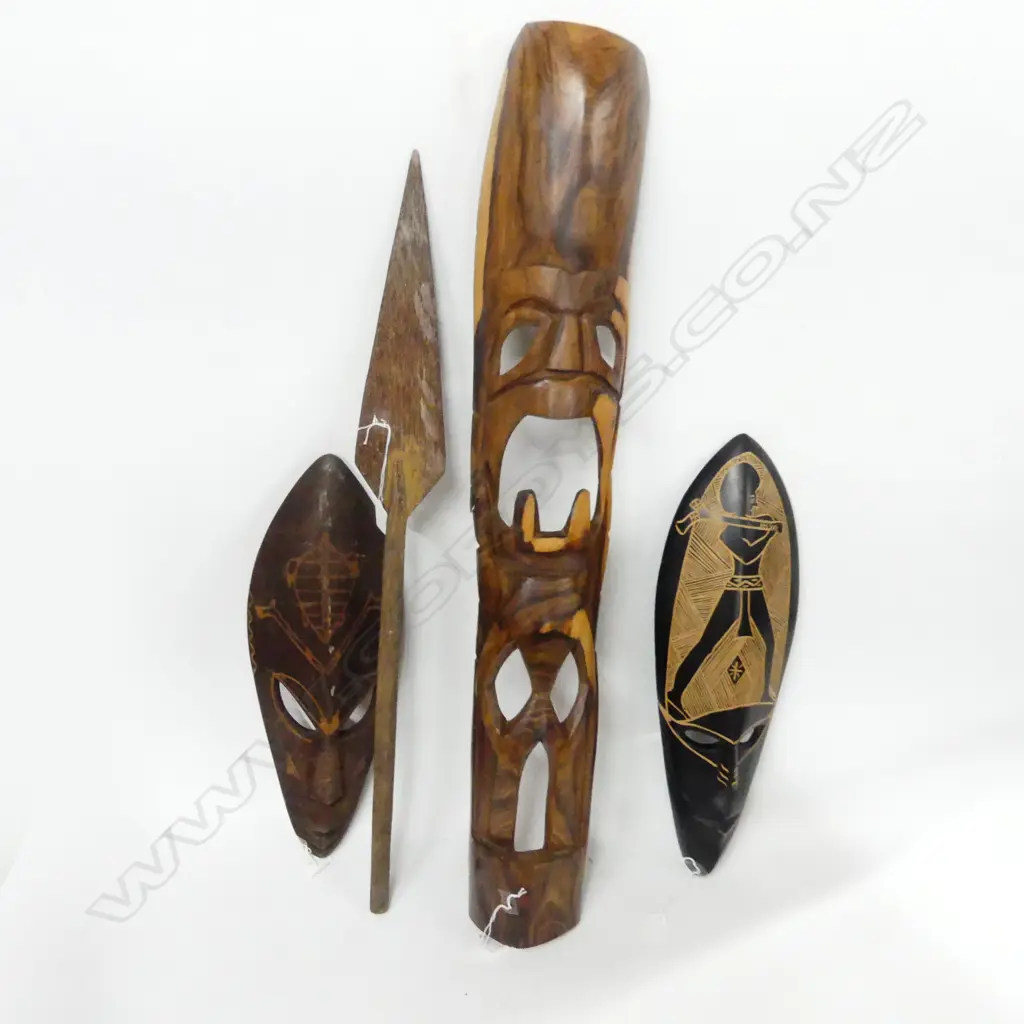 3 ISLAND CARVED FACE MASKS LARGEST 900MM & SMALL PADDLE Image 1++