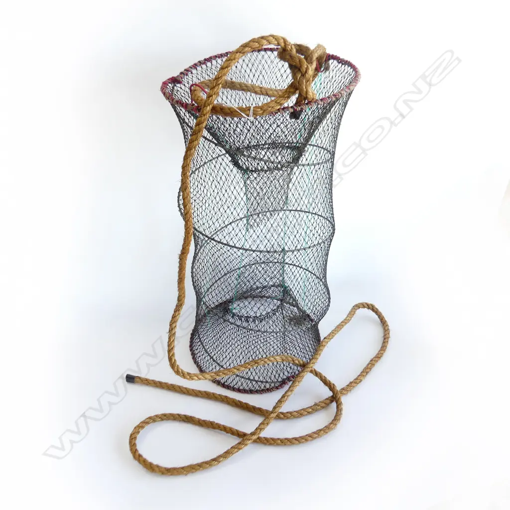 VINTAGE FISHING / CRAB NET cylinder form w wire frame H.560mm. + rope Image 1++