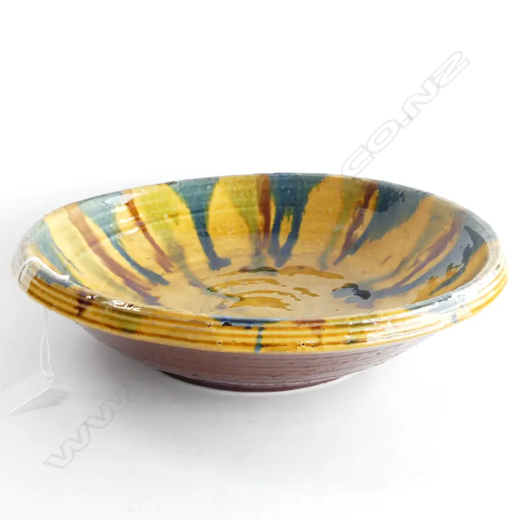 LG LEAD GLAZE EARTHENWARE BOWL, DIA 340MM Image 1++