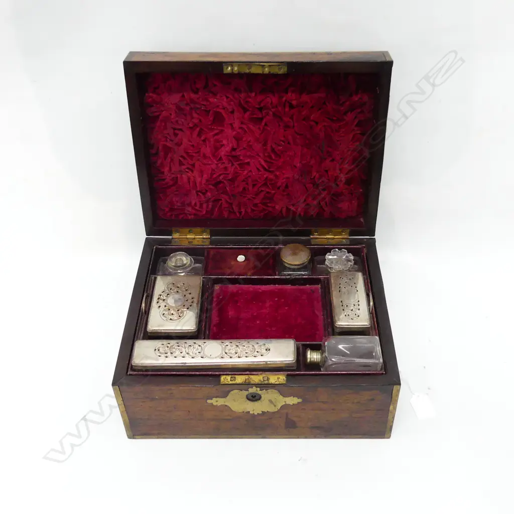 VICTORIAN MAHOGANY VANITY BOX 305x235x145mm Image 1++