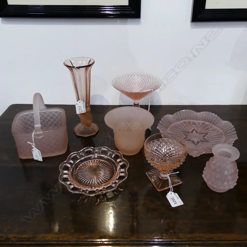 8 PCS PINK DEPRESSION GLASS; 2 COMPORTS, 3 VASES, SQ MATTE BASKET & 2 PLATES Image 1++