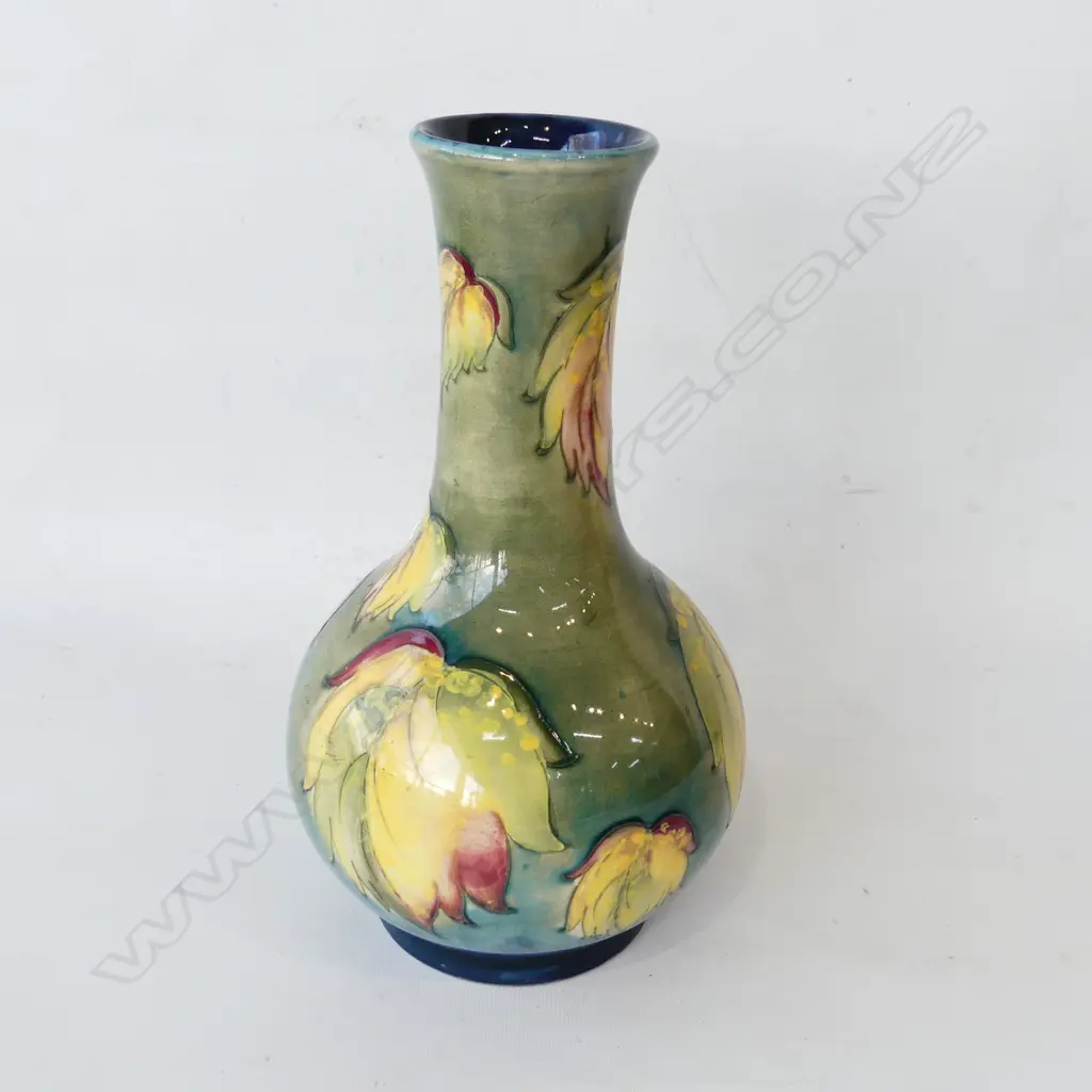 WILLIAM MOORCROFT LEAVES PATTERN VASE 1928-35 H.220mm Image 1++