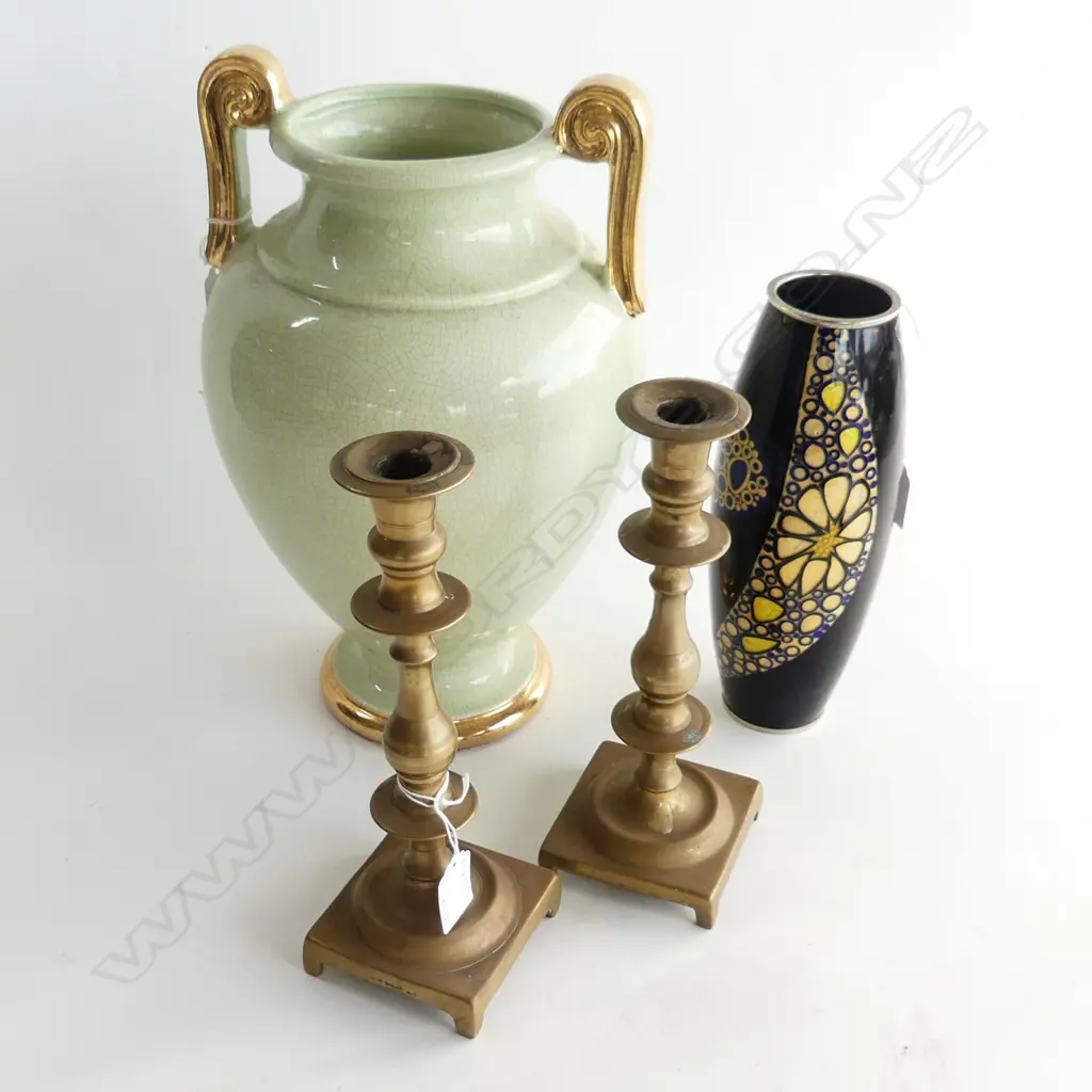 PR BRASS CANDLESTICKS H.245mm + 2 VASES; GREEN URN H.350mm, CLOISONNE Image 1++