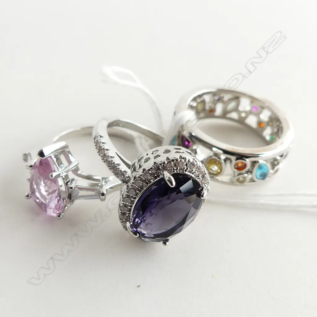 3 SILVER PLATED DRESS RINGS; 2 FAUX PINK CZ & DIAMANTE & MULTI GEM SET RING Image 1++