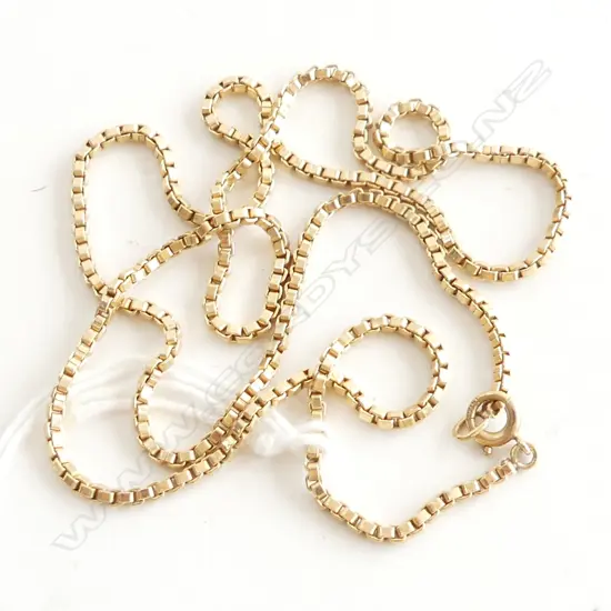 14CT GOLD BOX LINK NECK CHAIN 10.68gms  Length.52 cm