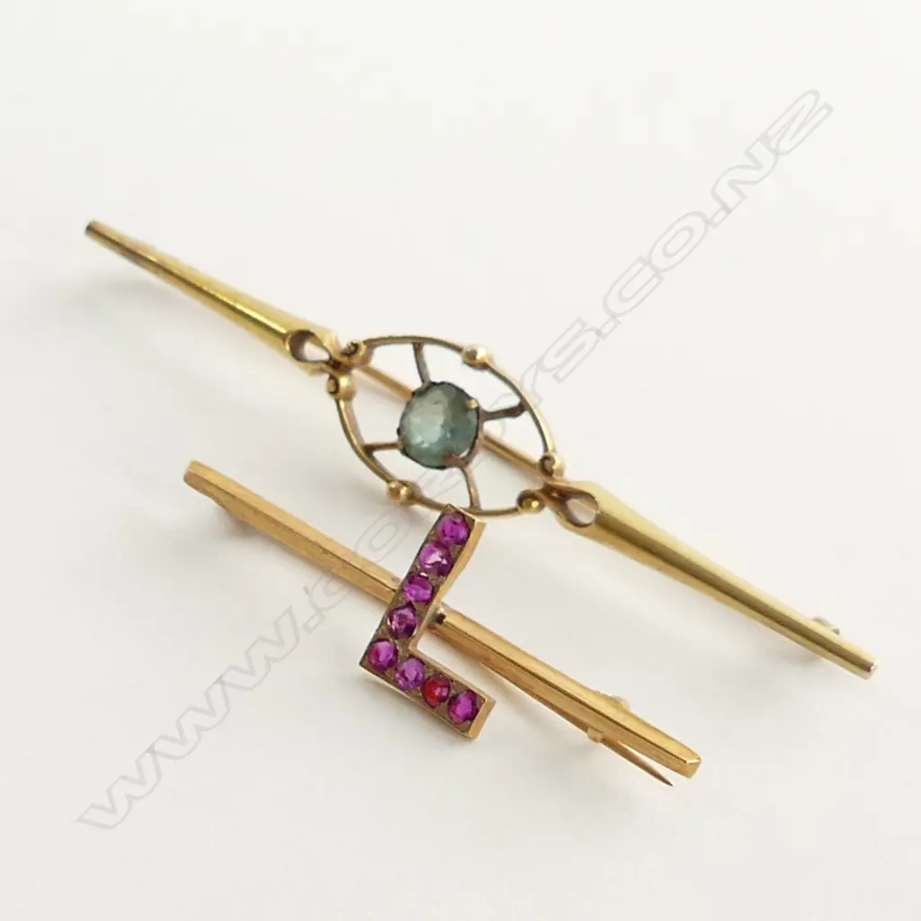 TWO 14CT GOLD GEM SET BROOCHES, 4.9GMS  Image 1++