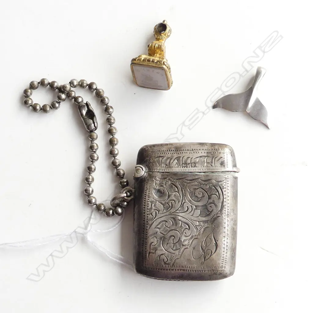 SILVER VESTA + SILVER WHALES TAIL PENDANT + GILT ANTIQUE FOB SEAL Image 1++