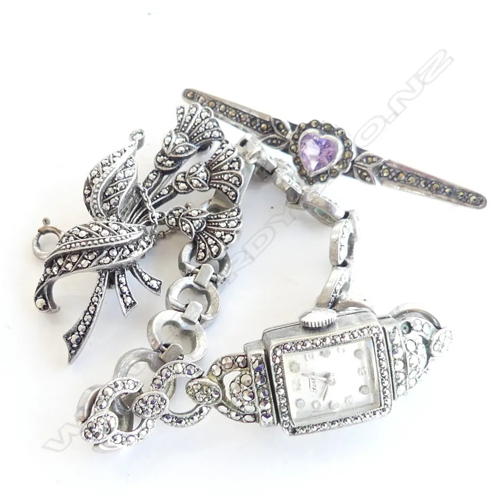 VINTAGE MARCASITE; 2 BROOCHES & 1 WATCH Image 1++