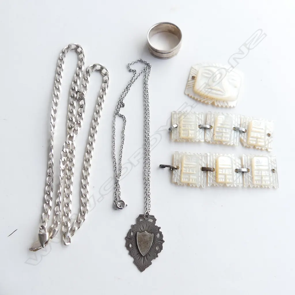 SILVER FLATLINK NECKCHAIN + SILVER RING & MEDALLION + MOP SECTIONS Image 1++