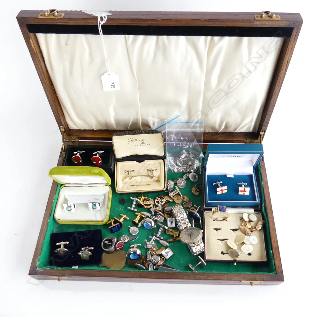 OAK BOX WITH CUFF LINK COLLECTION ETC includes at least 4 silver prs: knots. horse shoes. '1878' shields etc Image 1++