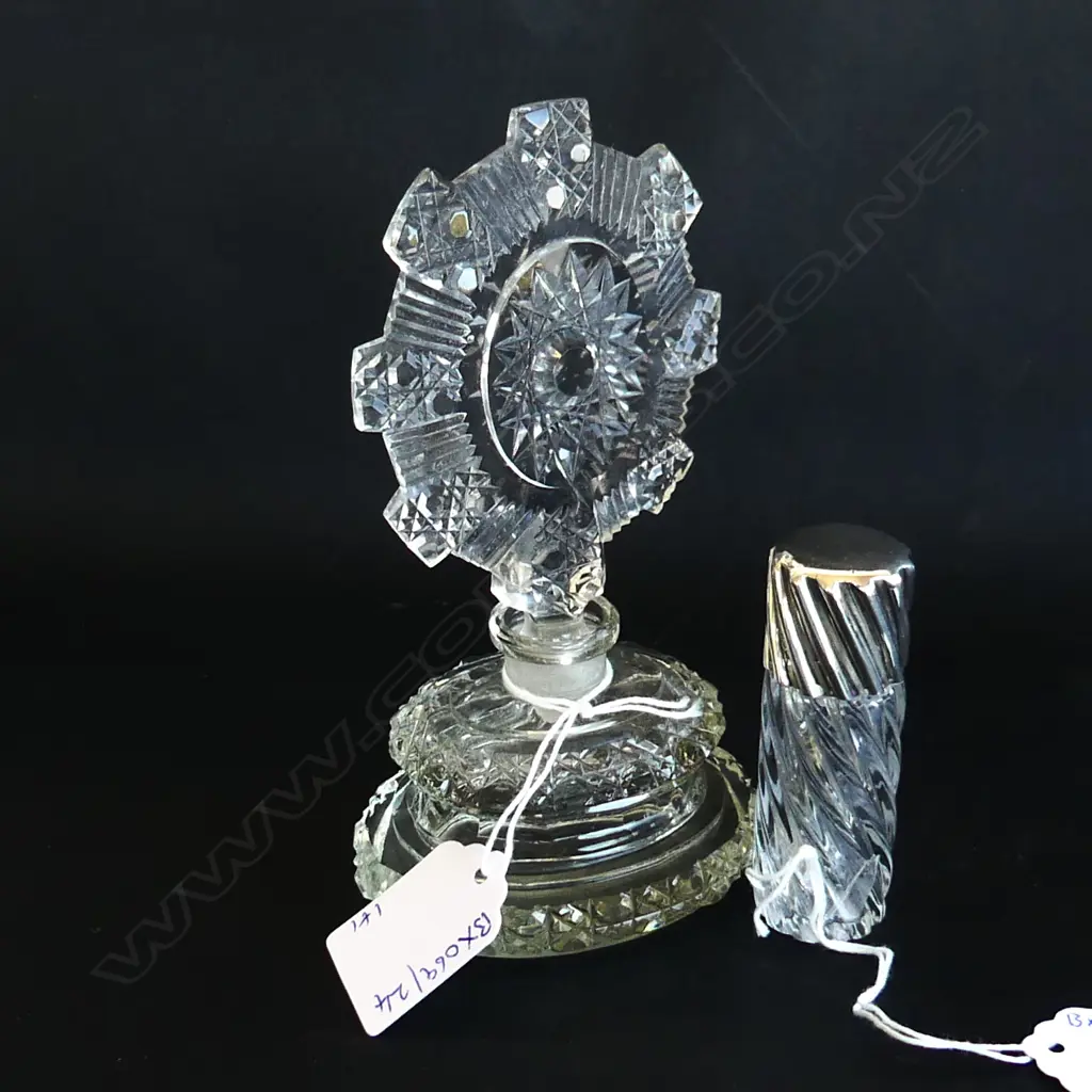 S/SILVER TOPPED PERFUME BOTTLE H75MM & CRYSTAL PERFUME BOTTLE H155MM Image 1++
