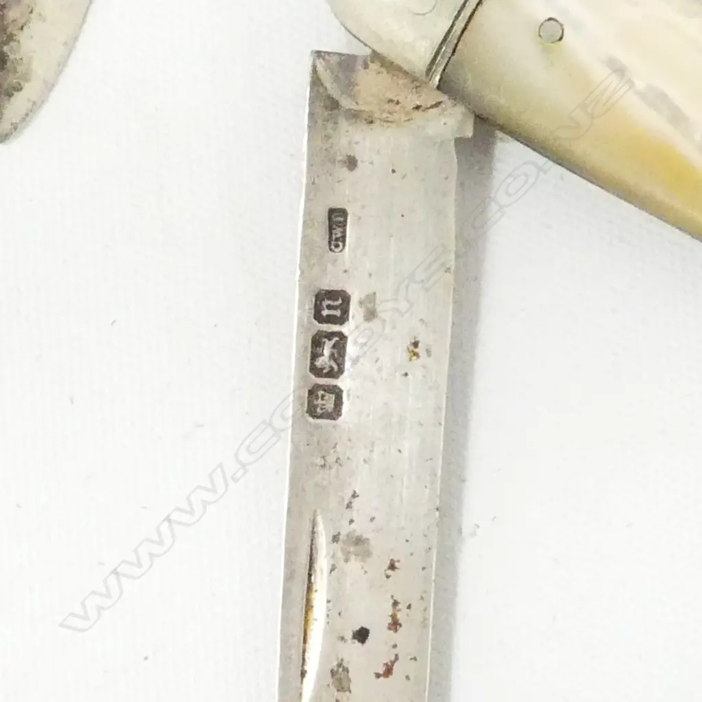 3 STG SILVER & MOP POCKET KNIVES, MADE IN UK Image 1++