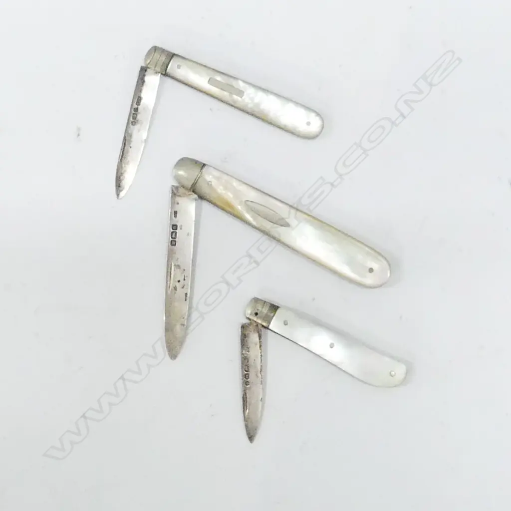 3 STG SILVER & MOP POCKET KNIVES, MADE IN UK Image 1++