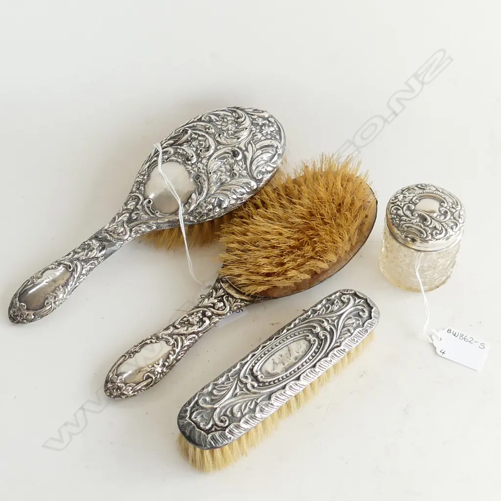 4 PC STG SILVER DRESSING TABLE SET; 3 ASST BRUSHES & LIDDED CUT GLASS JAR DAMAGED WITH(CHIP TO RIM) Image 1++