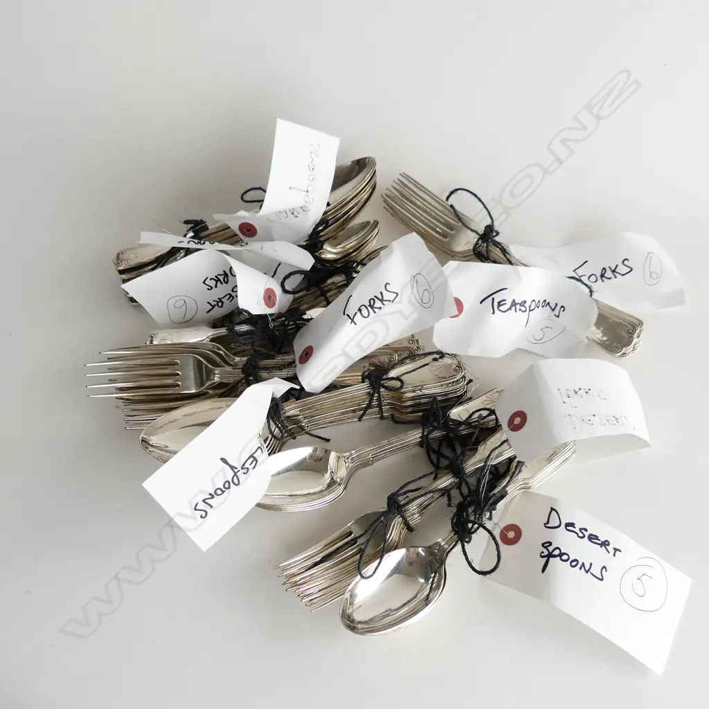 56 PCE 12 PLACE SILVER PLATE SHELL PATTERN CUTLERY, FIDDLE SHAPE w. THREAD... Image 1++