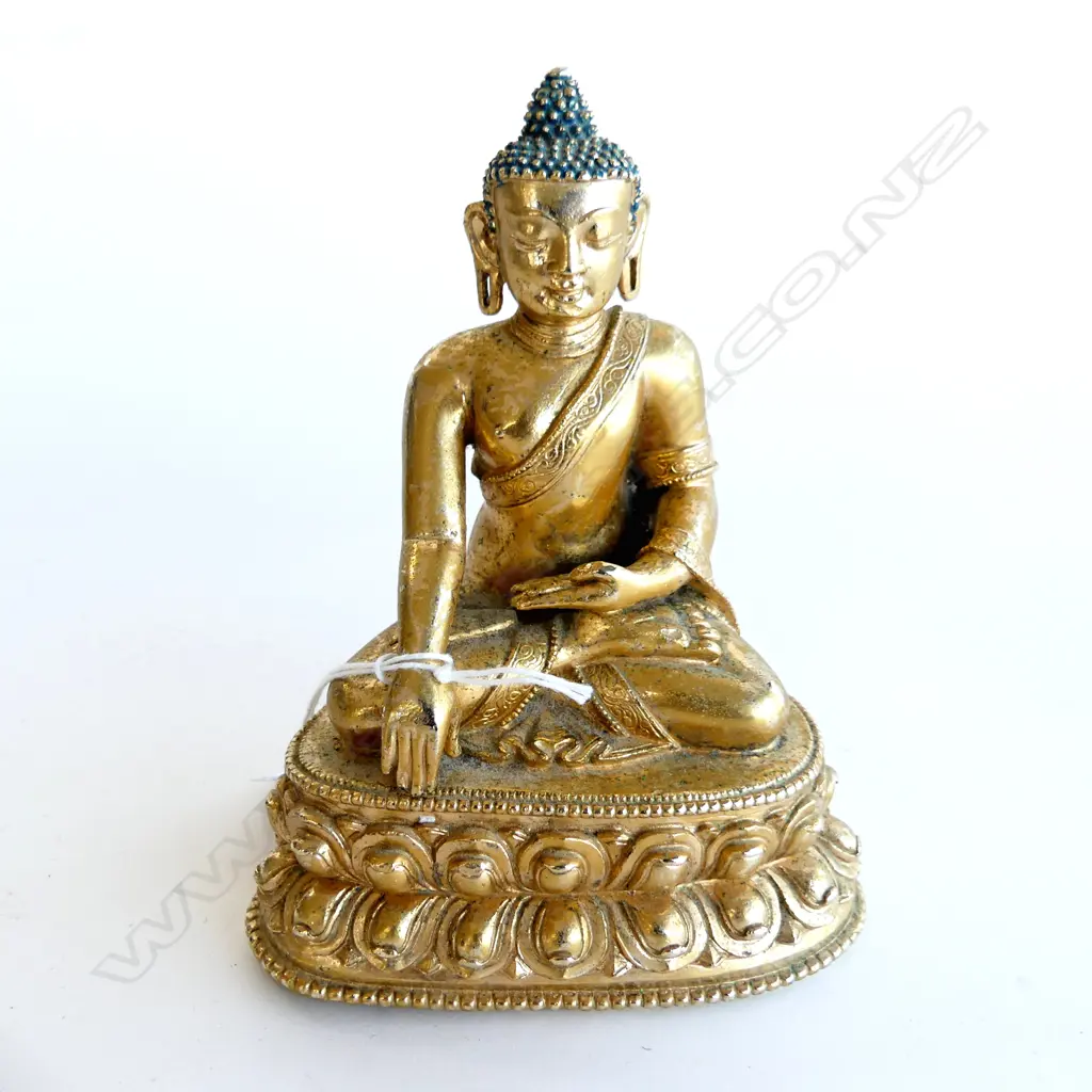 GILT BRONZE BUDDHA; EARTH TOUCHING POSE H.150mm Image 1++