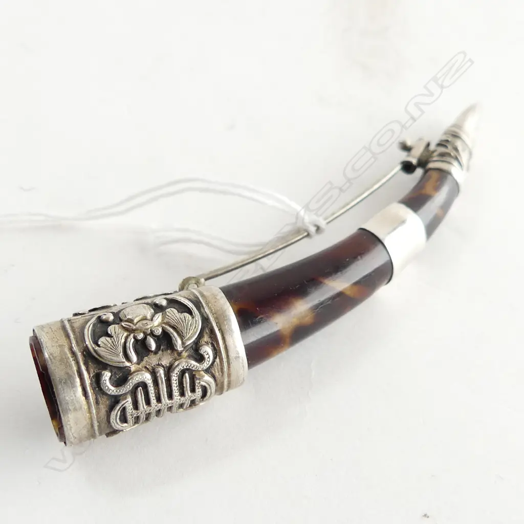 CHINESE TORTOISESHELL & SILVER FINGER GUARD... Image 1++